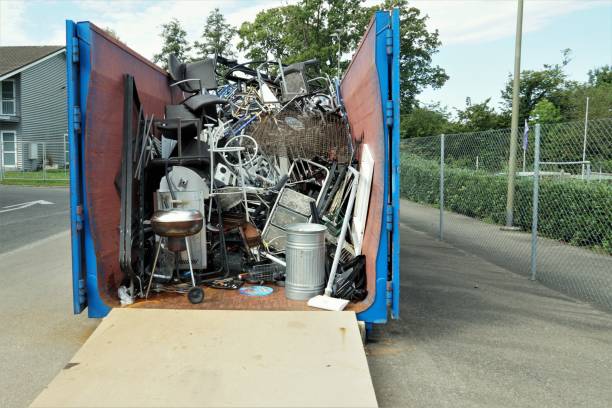 Best Attic Cleanout Services  in Manchester, IA